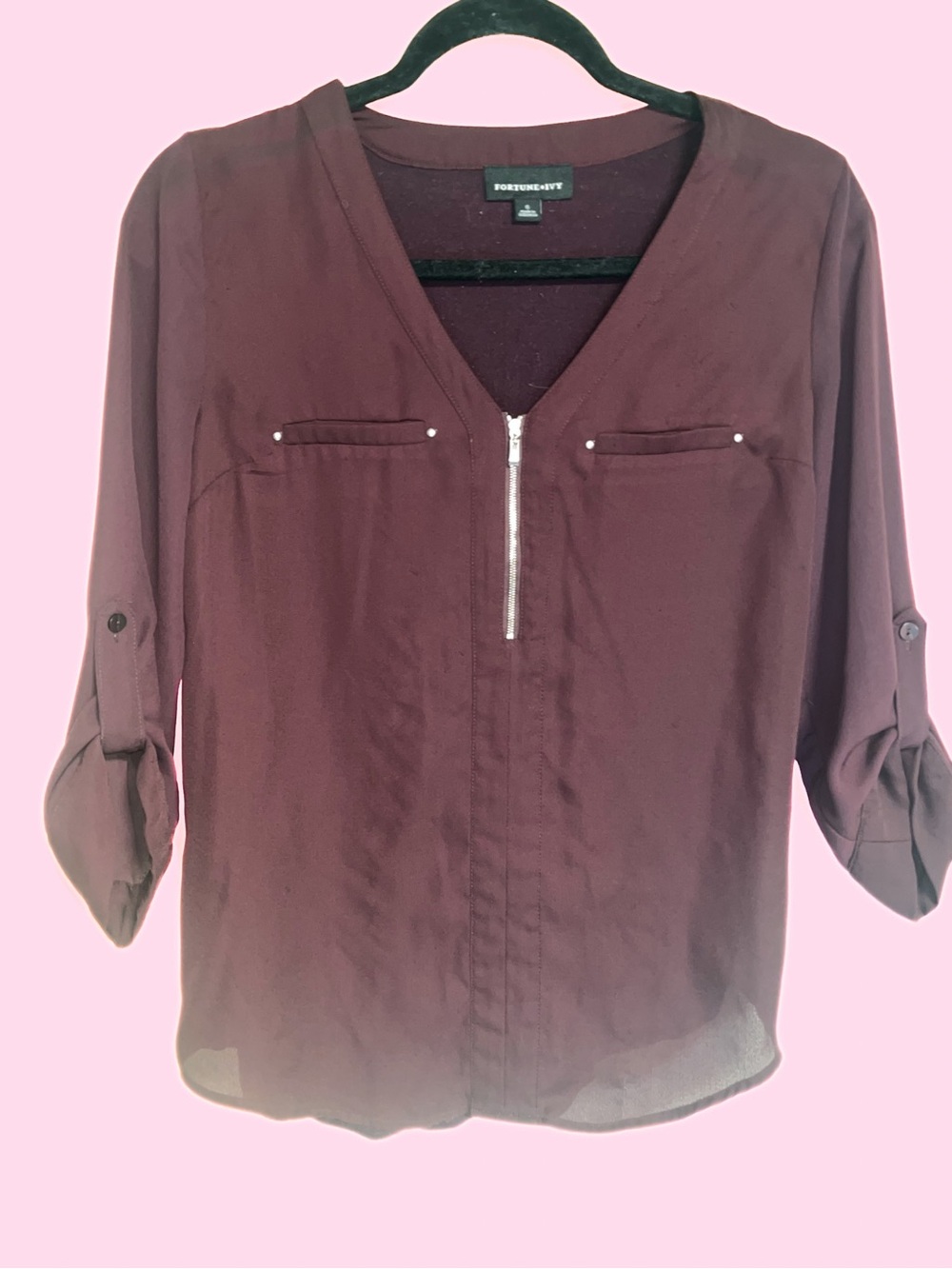 Fortune & ivy Women's Deep Burgundy V-Neck Zip Blouse